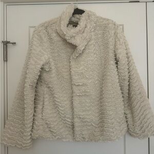 Patagonia Jacket Womens Medium Pelage Faux Fur Coat Plush Ivory boho winter coat